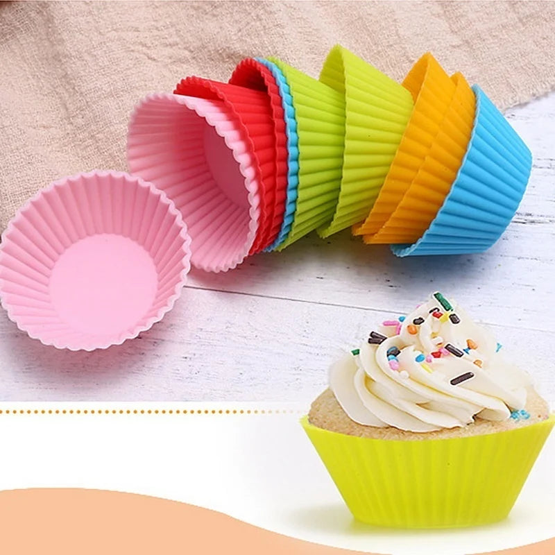 Non-Stick Cake and Dessert Molds